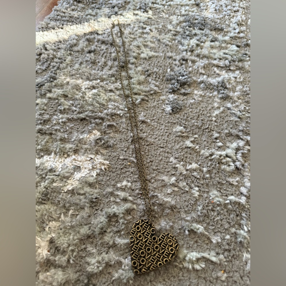 Long necklace